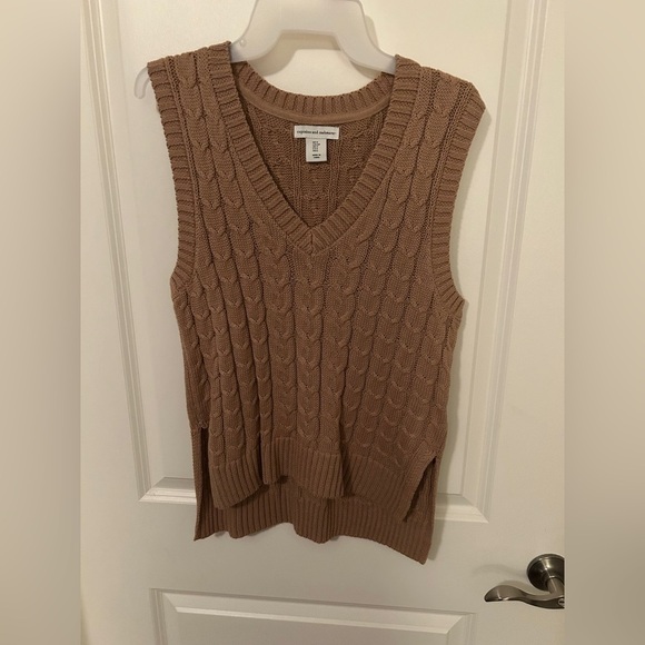cupcakes & cashmere Sweaters - cupcakes & cashmere Women's Brown V-Neck Sweater Vest
